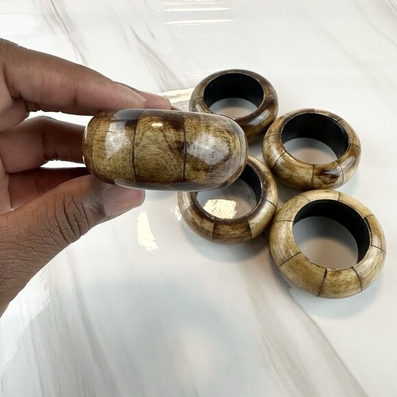 Wooden Brown Circle Napkin Rings Set of 6 Napkin Holder - Picture 7 of 7